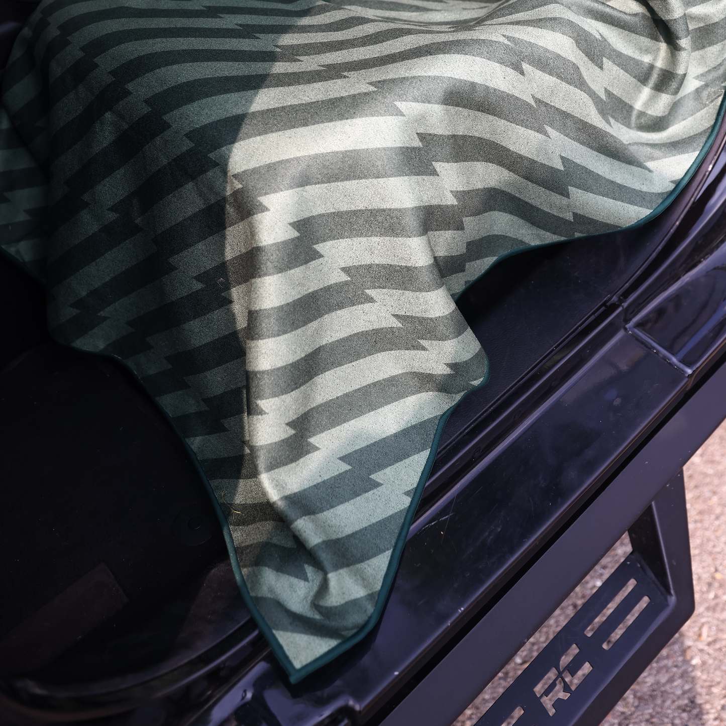 Velocity Blitz Green Car Seat Cover Towel