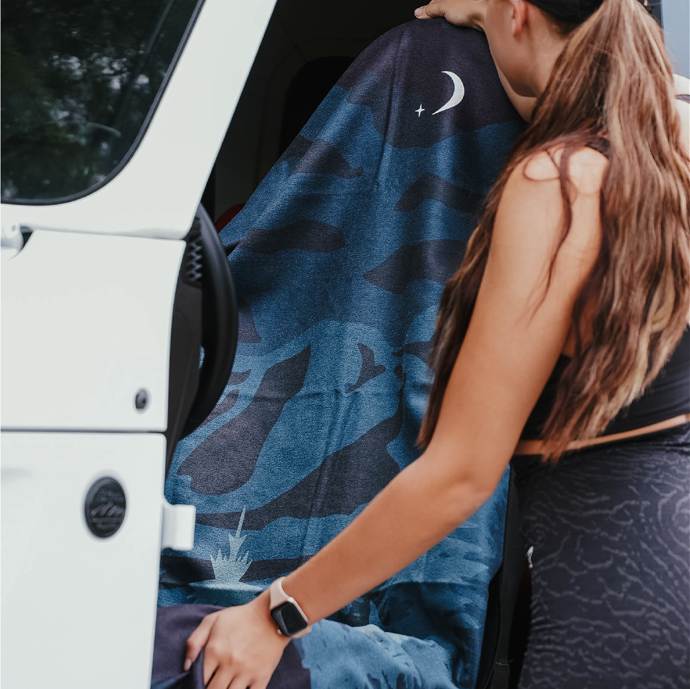 Nightfall Grizzly Car Seat Cover Towel