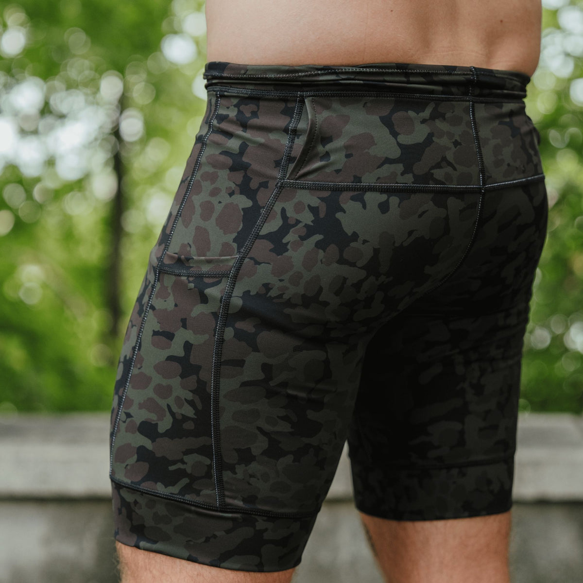 Mens Flexion 8" Half Tights - The Range Camo