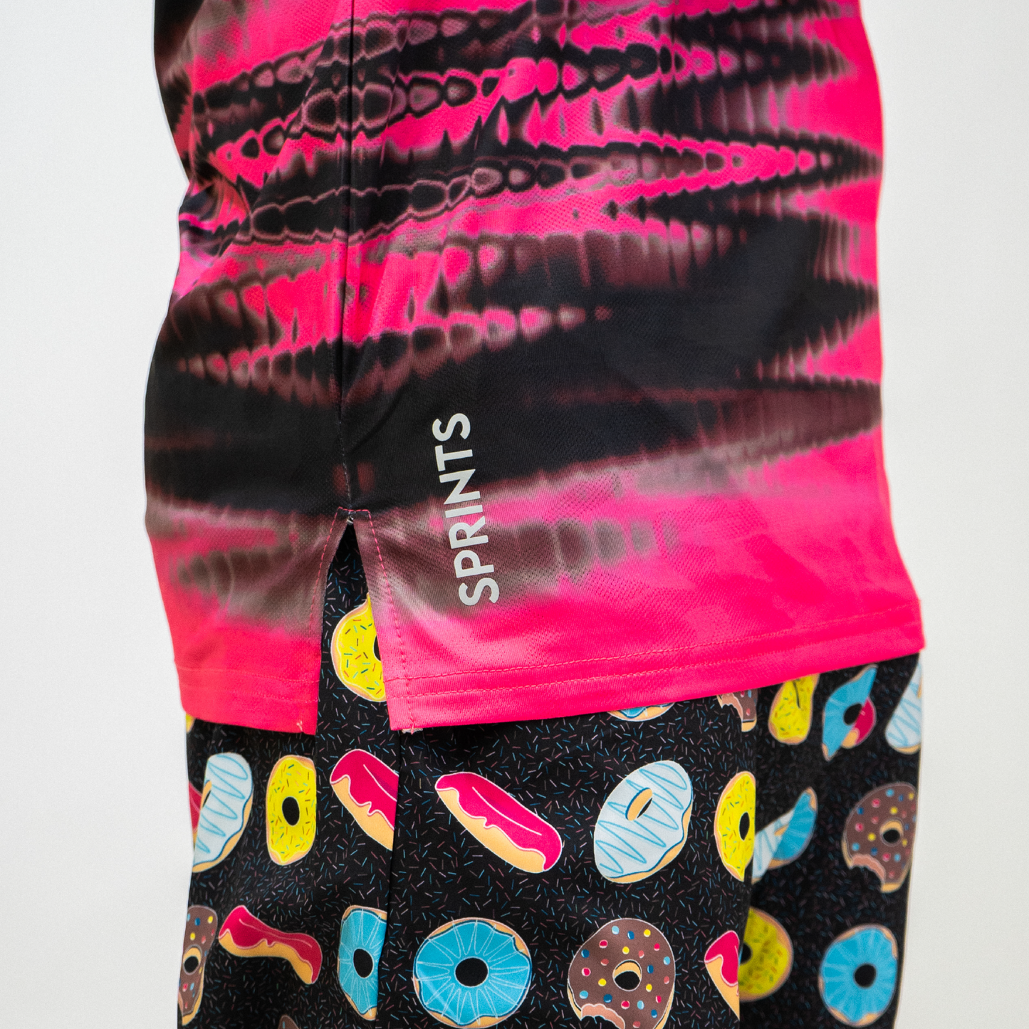 Mens Avigate 5" Fusion Short - Donuts