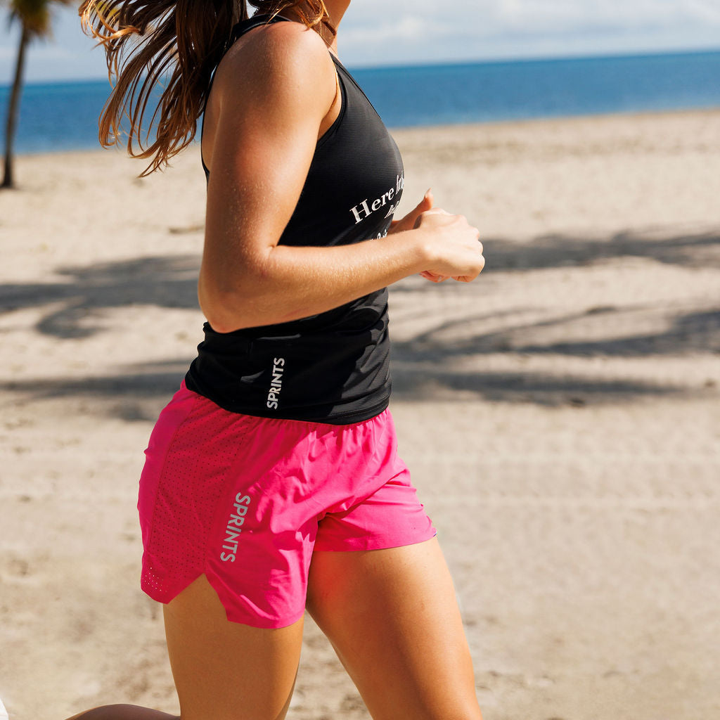 Womens Avigate 4" Mercy Short - Stealth Fuchsia